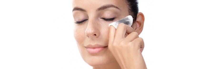 Kosmetyki i urządzenia do usuwania makijażu