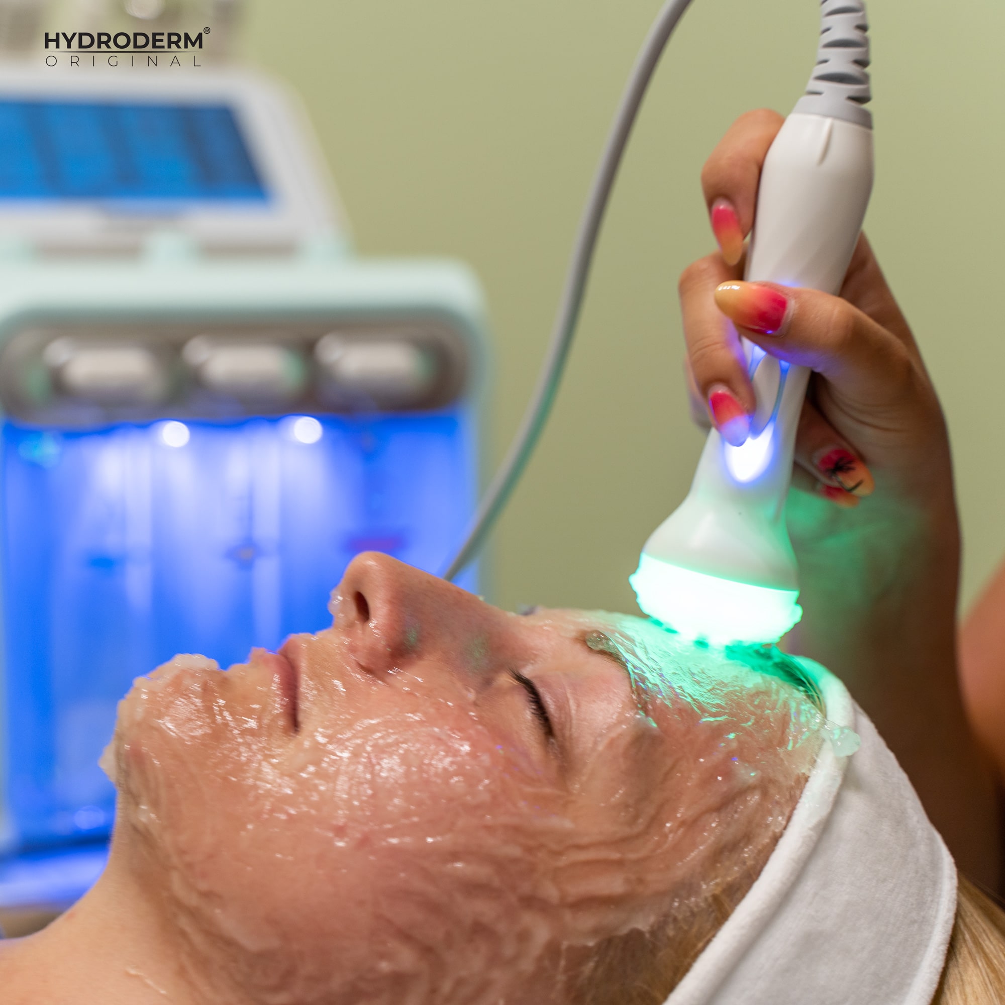 Etap RF + światłoterapia LED można potraktować także jako terapię jednozabiegową