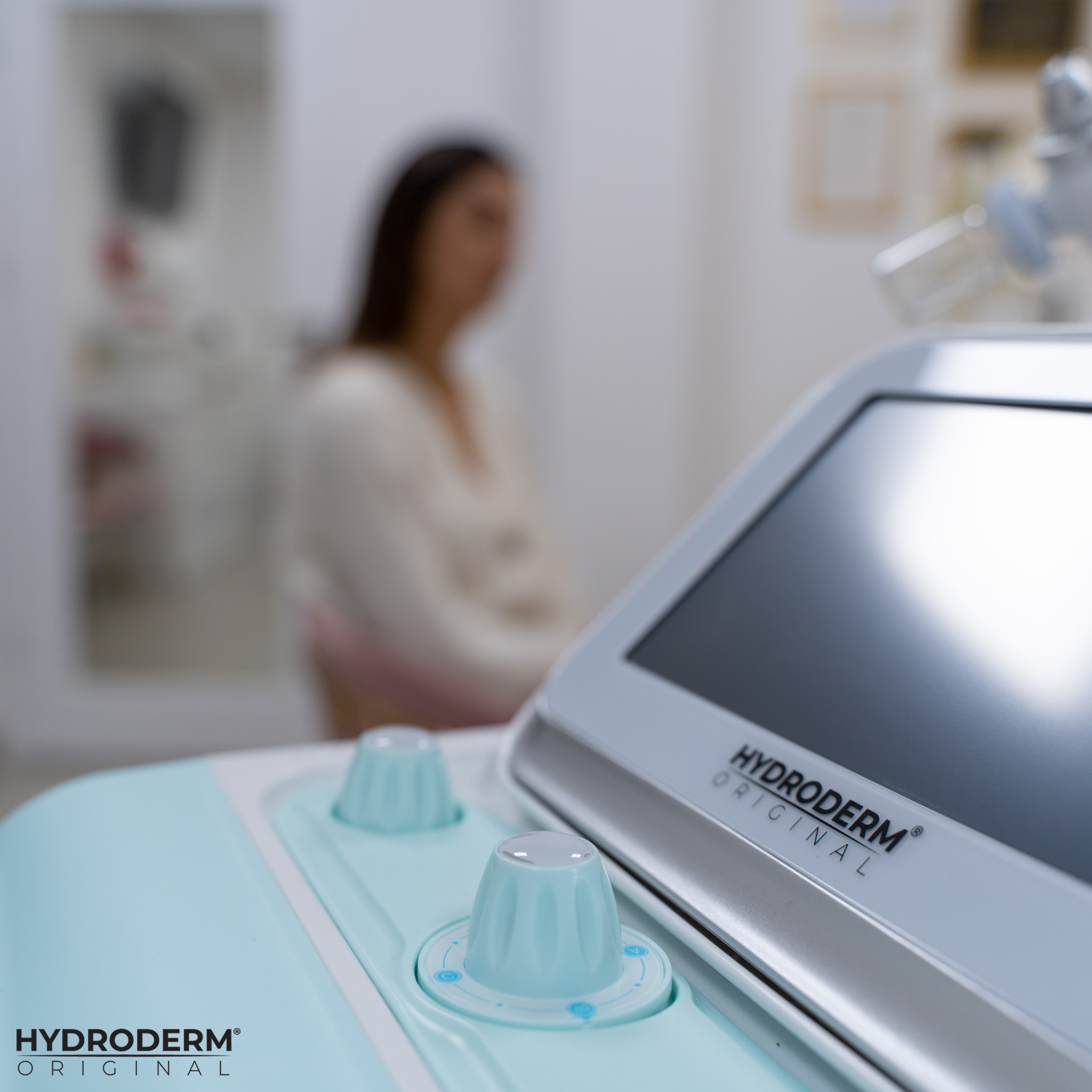 Urządzenie Hydroderm to nowoczesny i innowacyjny kombajn kosmetyczny.